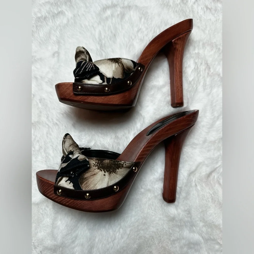 Dolce & Gabbana Women's Floral Mules - Black and Brown - Picture 12 of 17